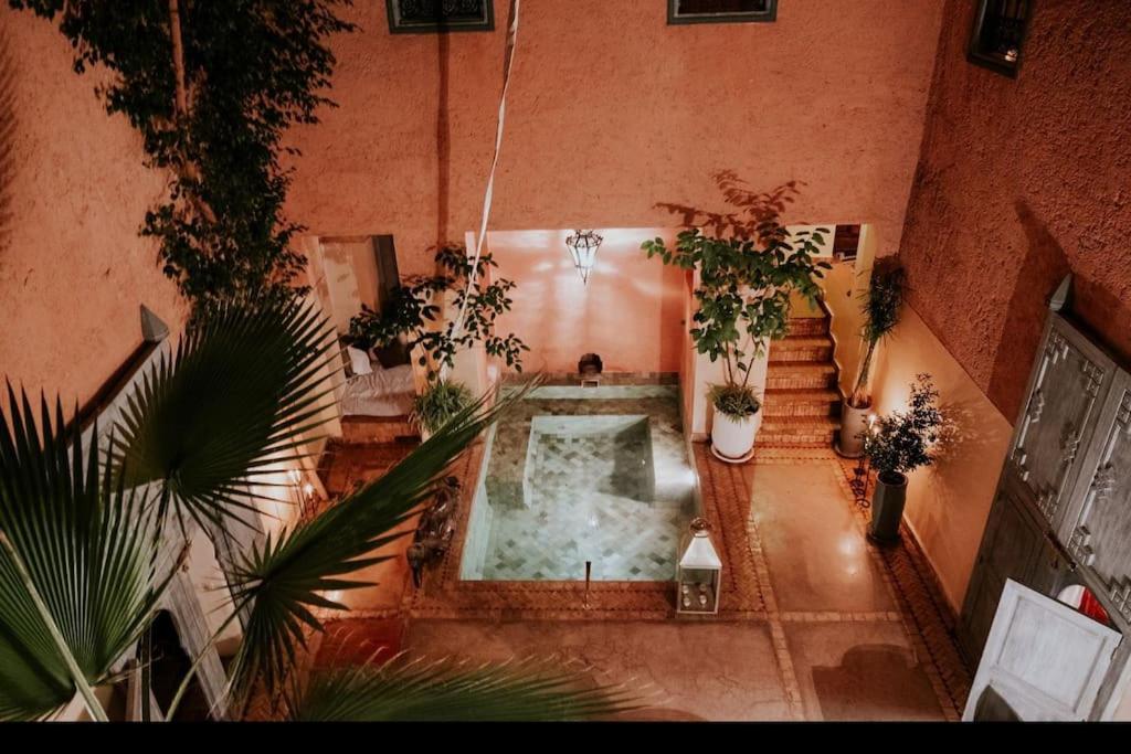 Exclusive And Stylish 4-Bedroom Riad With Plunge Pool マラケシュ エクステリア 写真