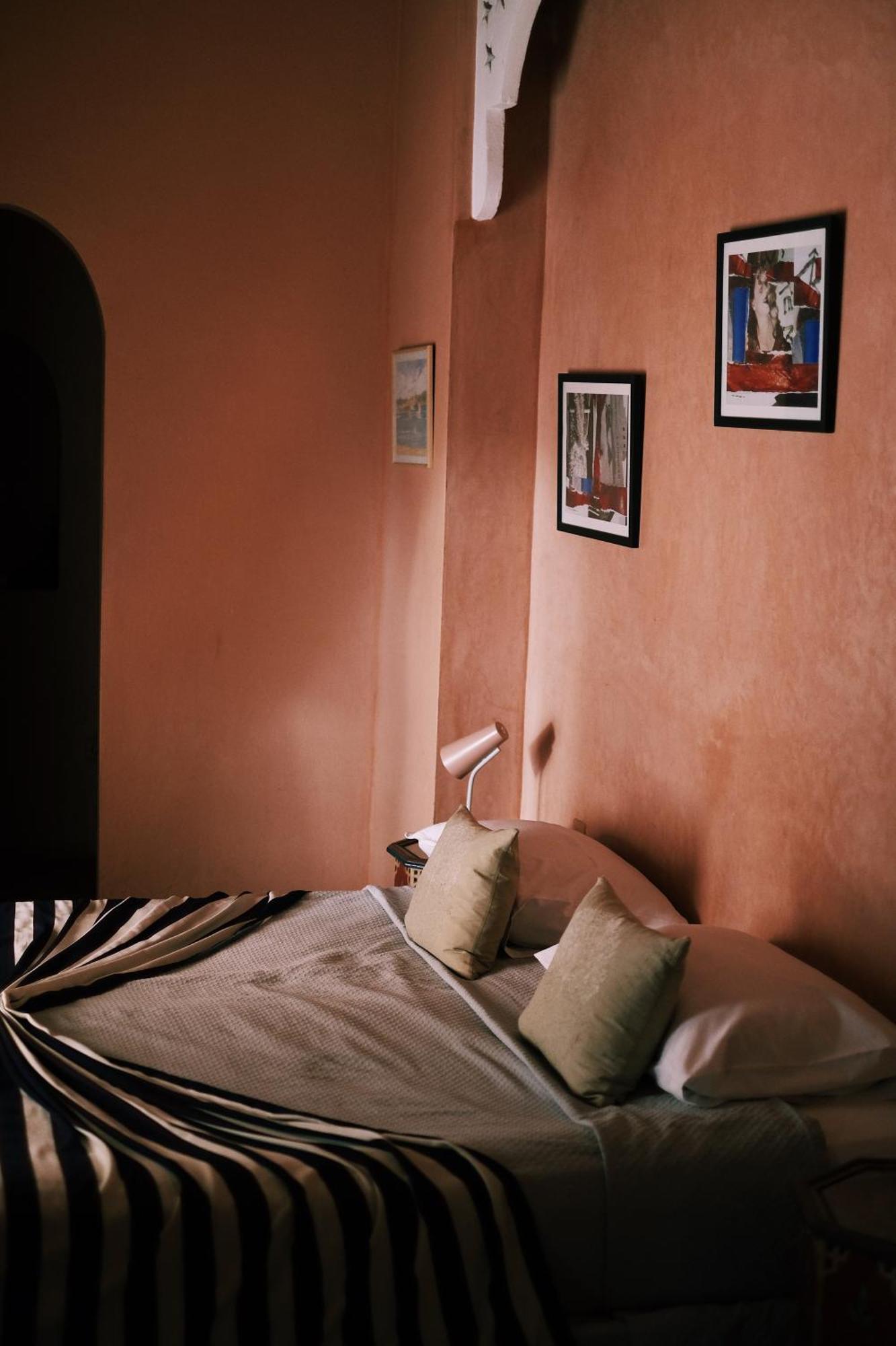 Exclusive And Stylish 4-Bedroom Riad With Plunge Pool マラケシュ エクステリア 写真