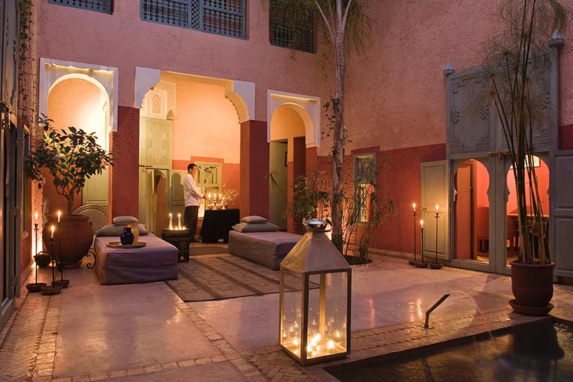 Exclusive And Stylish 4-Bedroom Riad With Plunge Pool マラケシュ エクステリア 写真