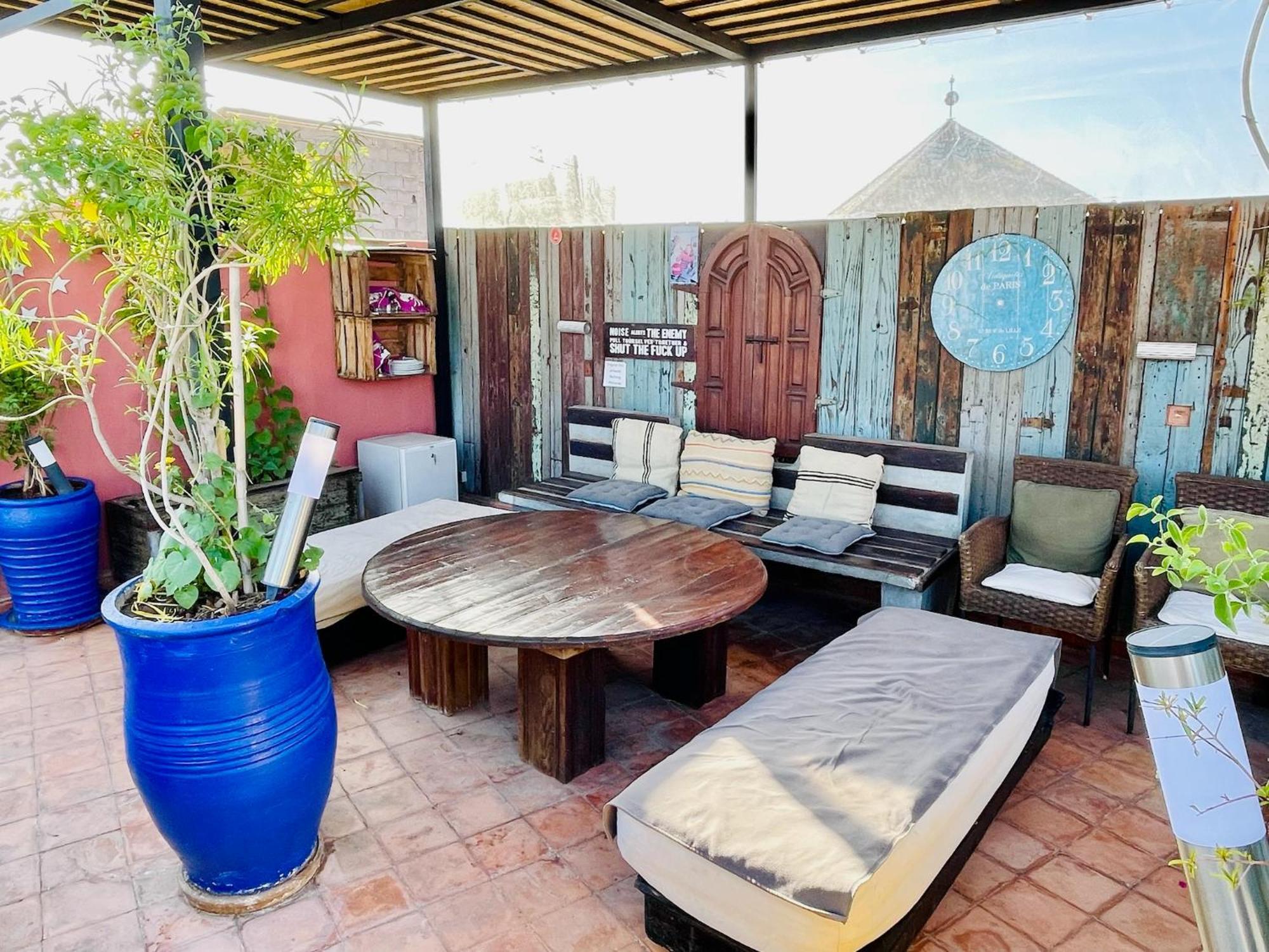 Exclusive And Stylish 4-Bedroom Riad With Plunge Pool マラケシュ エクステリア 写真