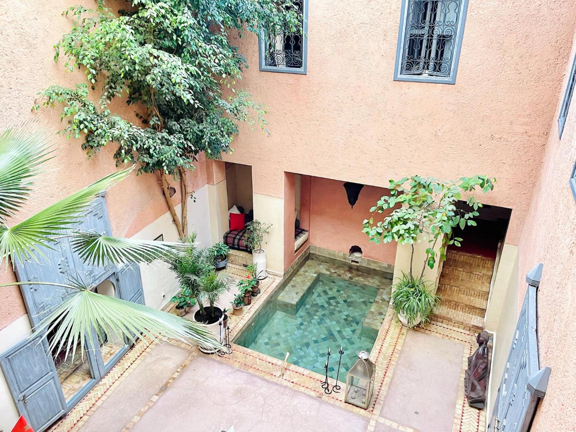 Exclusive And Stylish 4-Bedroom Riad With Plunge Pool マラケシュ エクステリア 写真